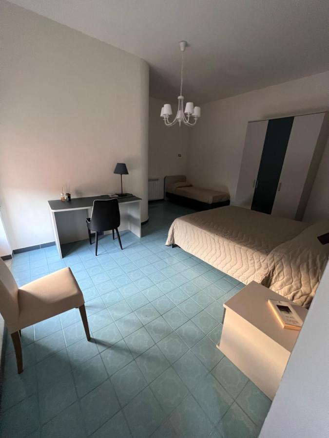 Atomos Bed & Breakfast Alvignano Екстериор снимка