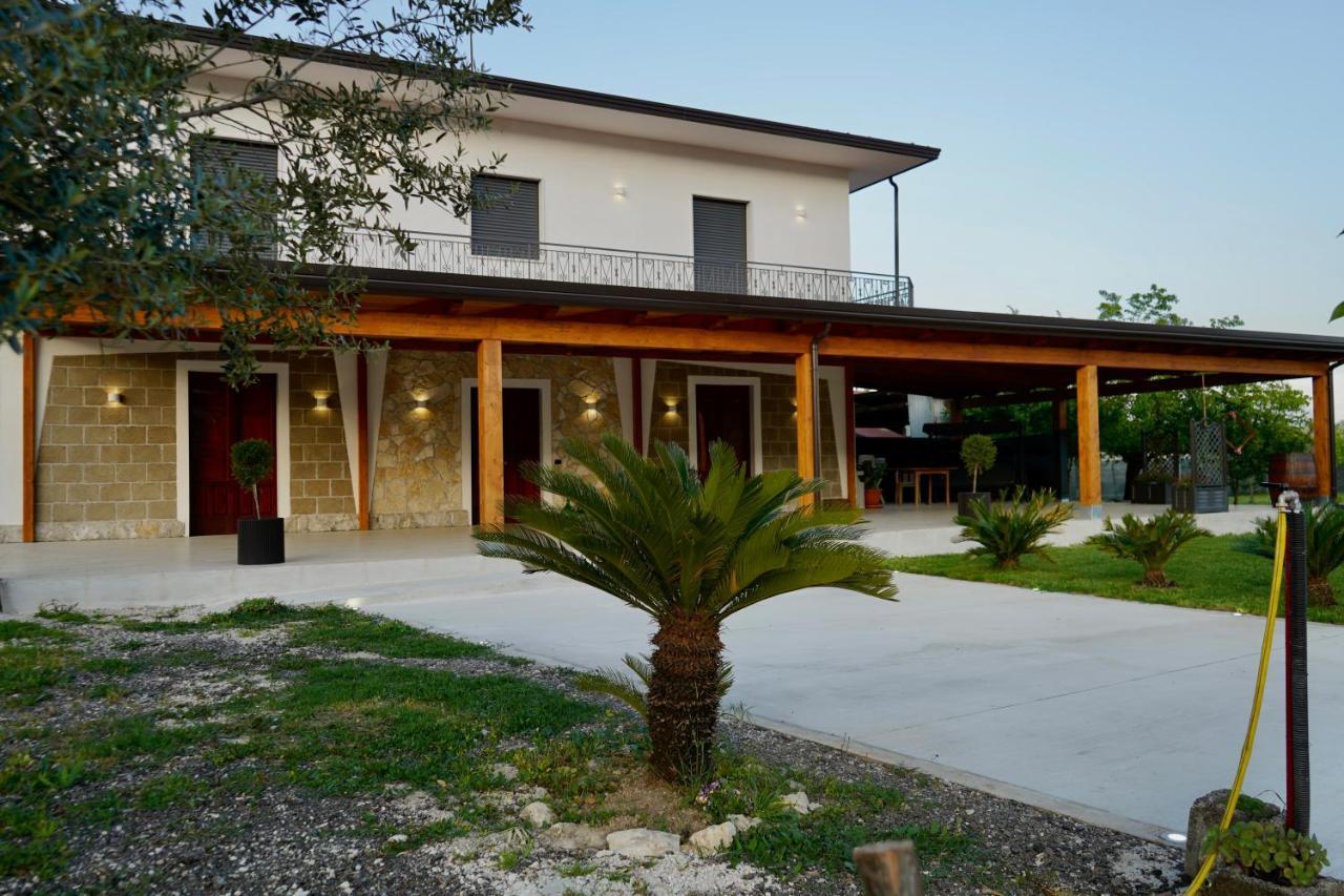 Atomos Bed & Breakfast Alvignano Екстериор снимка