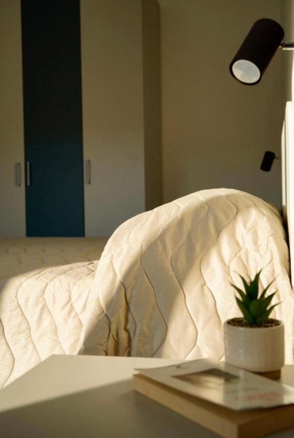 Atomos Bed & Breakfast Alvignano Екстериор снимка