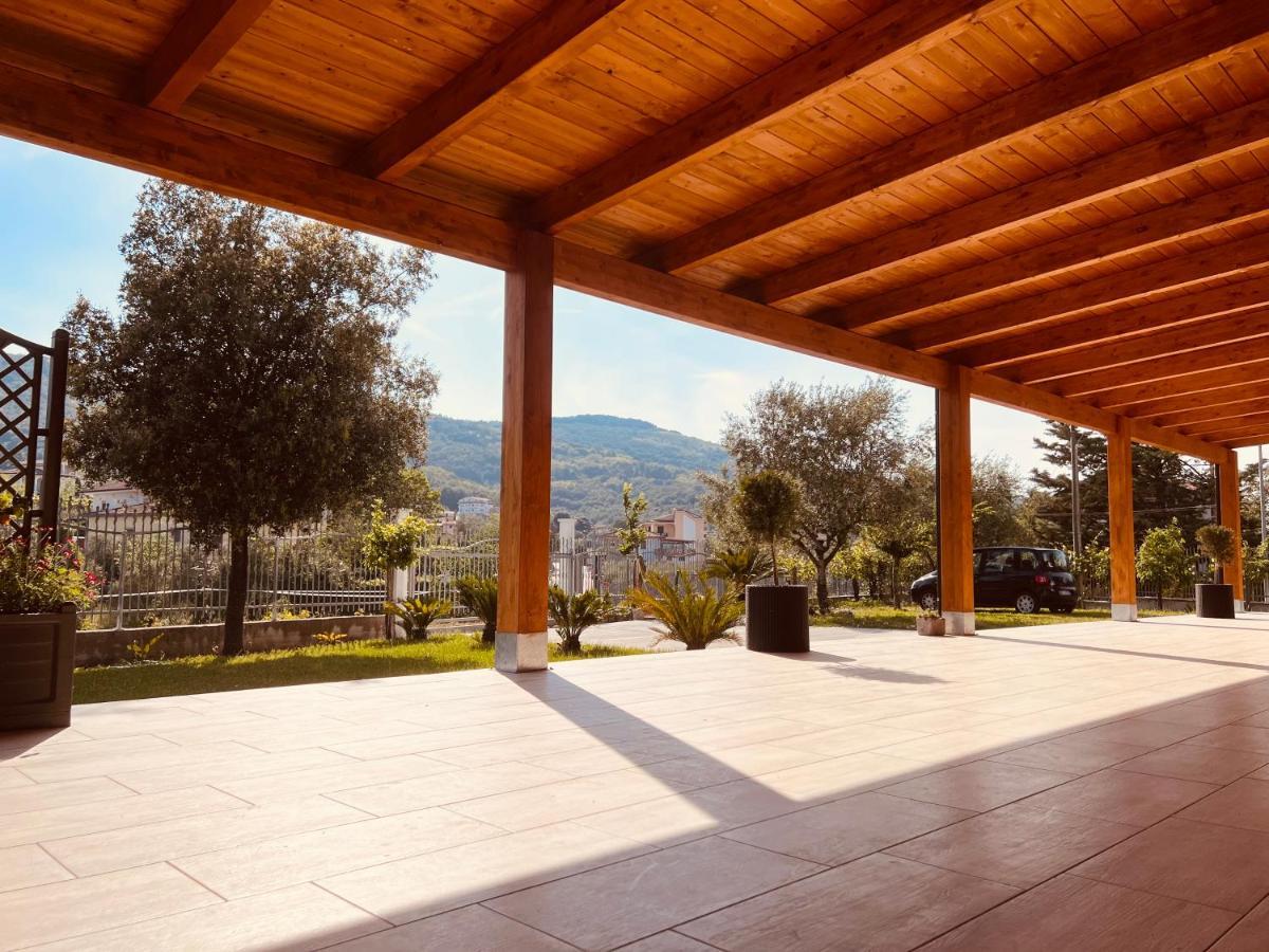 Atomos Bed & Breakfast Alvignano Екстериор снимка
